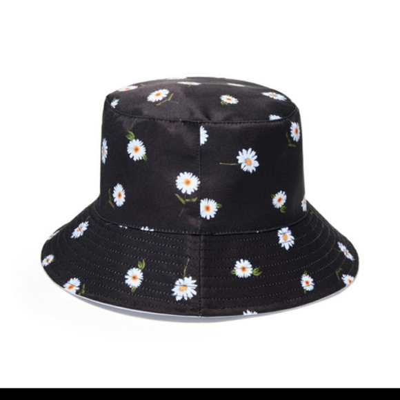 Alice + Olivia Accessories - Alice & Olivia Bucket Hat